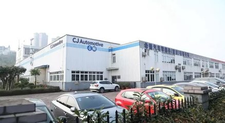 兩江湖畔，天然氧吧 翠渝路社區(qū)的蝶變之美